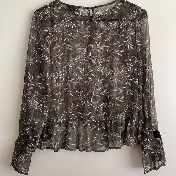 Lulus whispering winds gray floral embroidered top - Picture 9 of 9